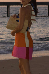 Sleeveless linen dress with laces